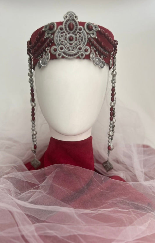 Headdress”The Bordeaux Grace”