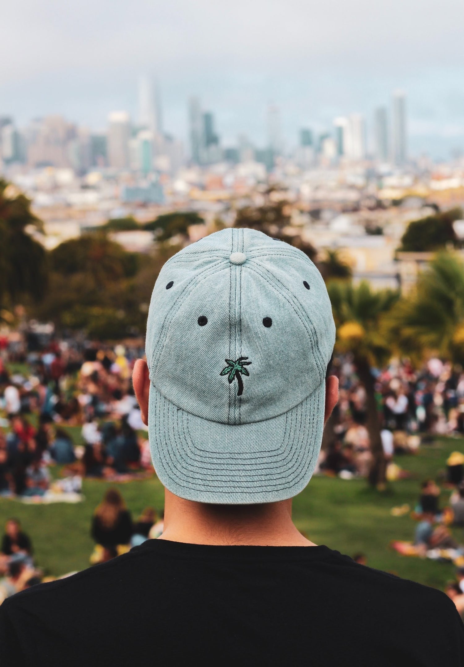 Caps