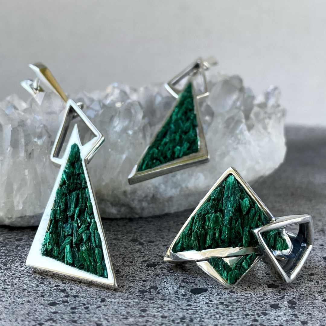 Sienta Set — The Play of Triangles Sterling Silver 925 with Natural Malachite