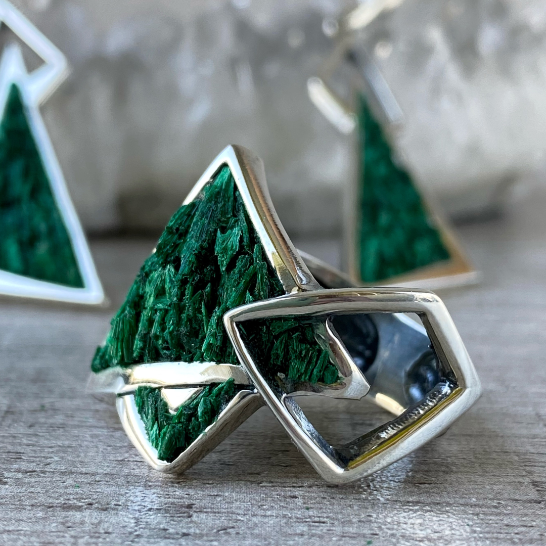 Sienta Set — The Play of Triangles Sterling Silver 925 with Natural Malachite