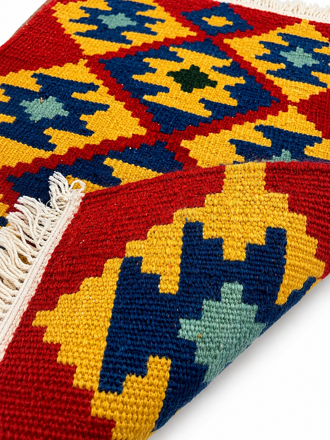 Handmade Armenian Decorative Rug – Traditional Armenian Carpet, 22 x 16 Inches, Handwoven Small Accent Rug, Artisan Home Décor