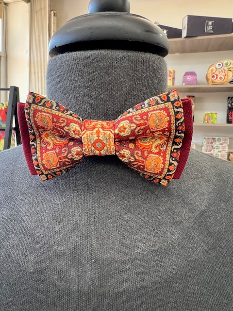 Bow Tie