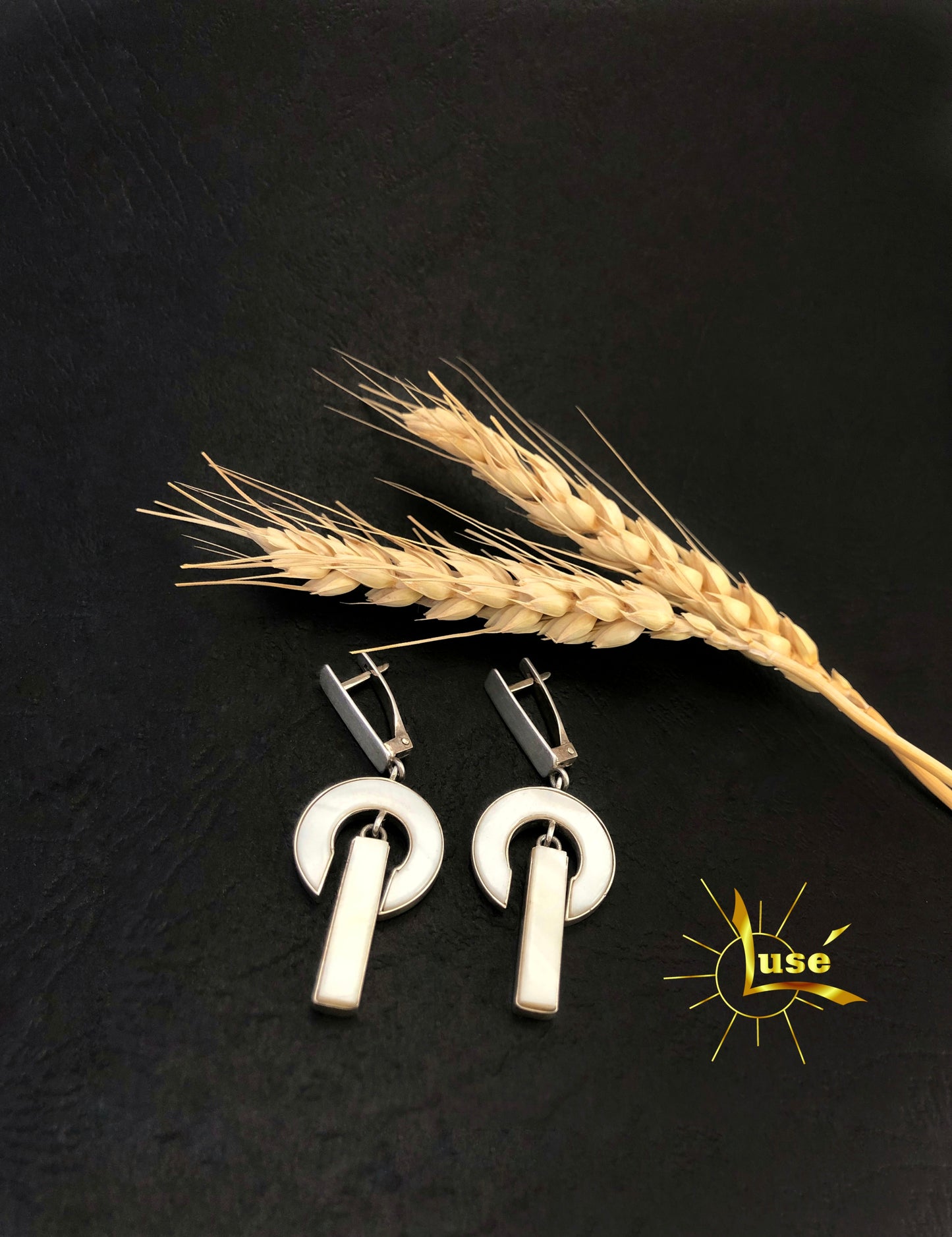 "White Nacre" Silver Jewelry Set