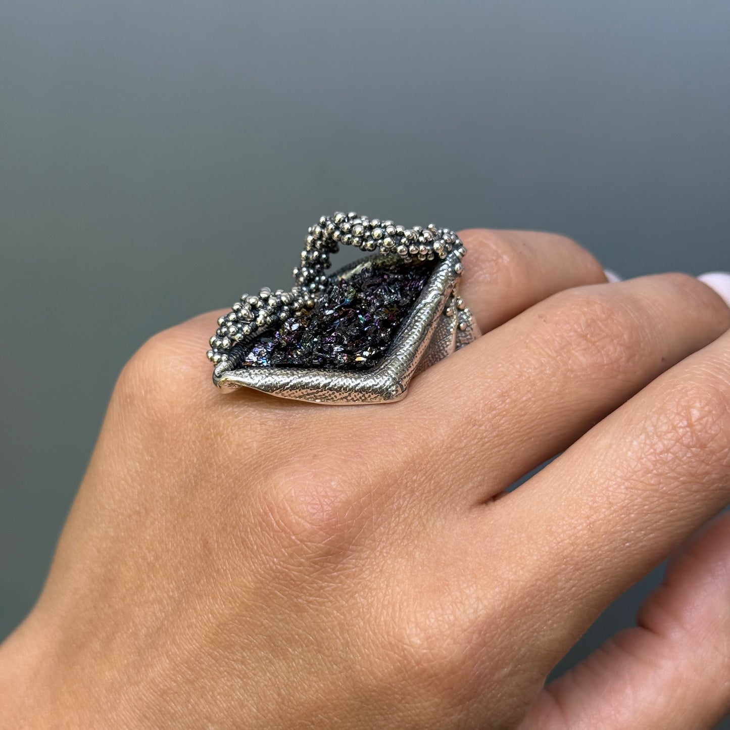 Exclusive silver ring with karborundum