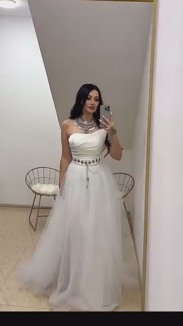 -1937848342171416447.mov