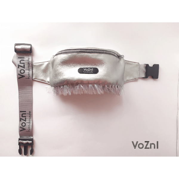 Silver crossbody bag By Vozni