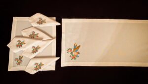 Embroidery tablecloth (Սփռոց ասեղնագործ)