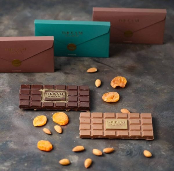 Handmade Milk chocolate bar with almonds and apricots,115g. 34%