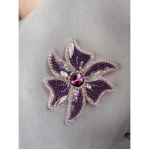 Brooch “Purple Flower”