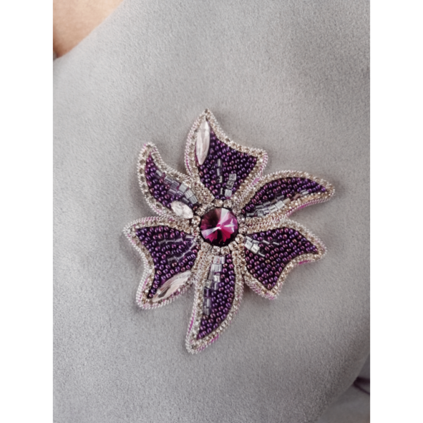 Brooch "Purple Flower"