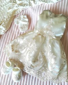Newborn ‘s first outfit