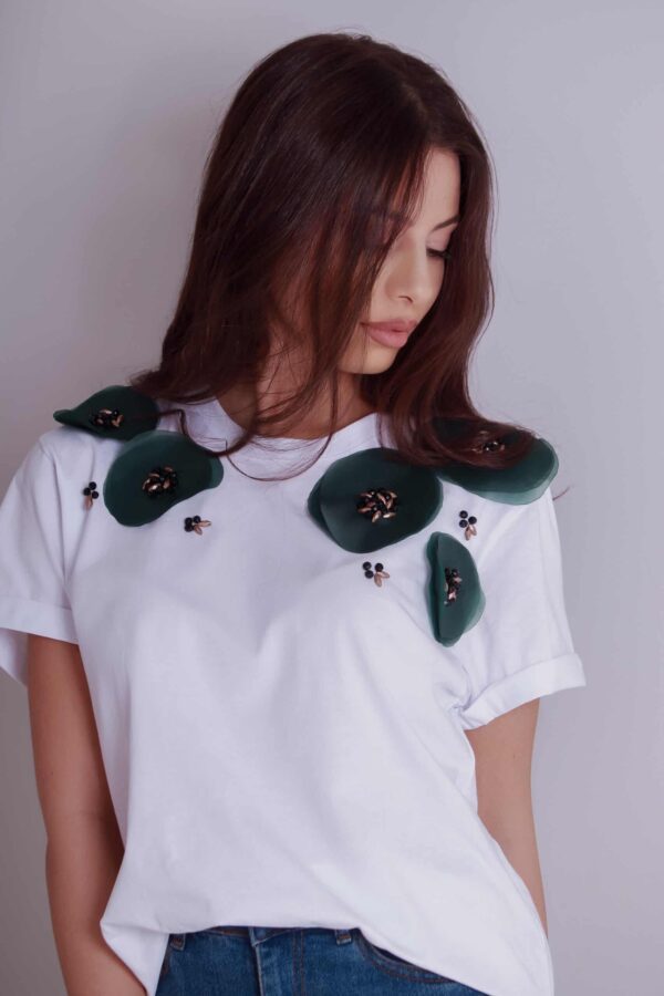 T-SHIRT WITH FLOWERS BY DIANA GEVORGYAN