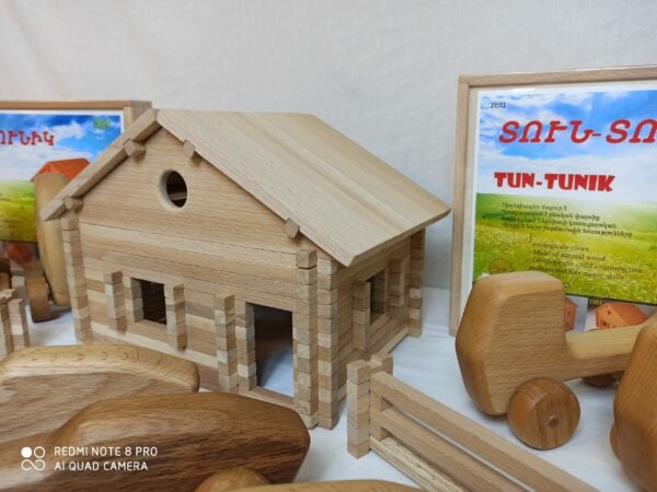 "Tun-Tunik" Wooden Constructor Toy