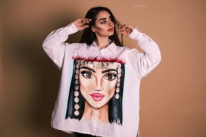 Armenian Women Image