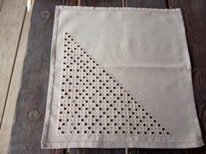 Handmade tablecloth (016)