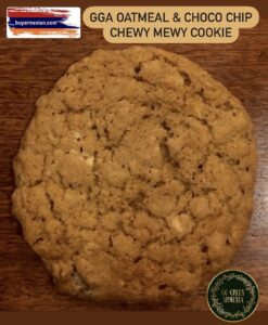 GGA Oatmeal & Choco Chip Chewy Mewy Cookie