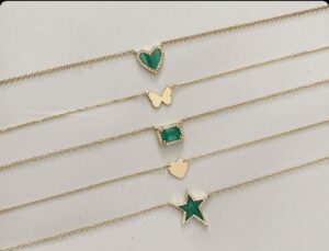 SPECIAL MINIMALIST NECKLACES WITH MALACHITE STONE& GREEN SPINEL AND ENAMEL