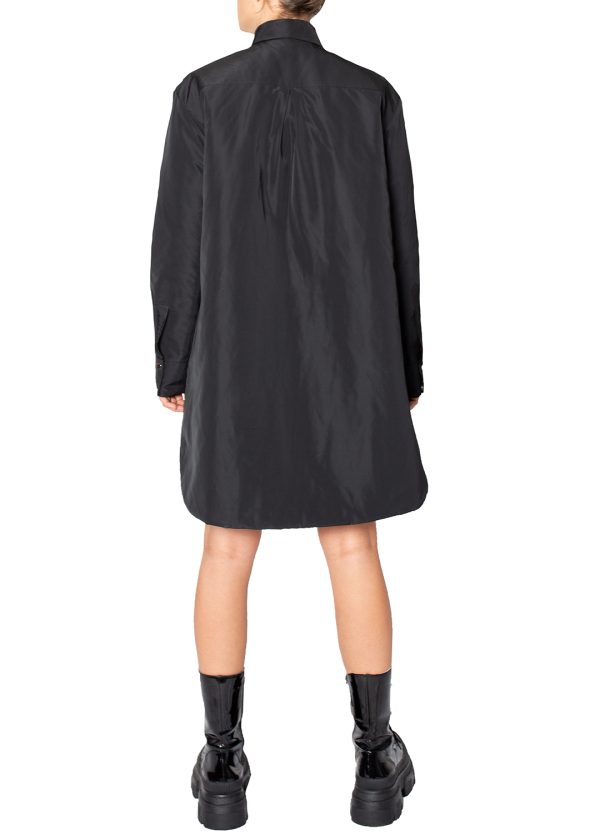 Lightweight asymmetric raincoat