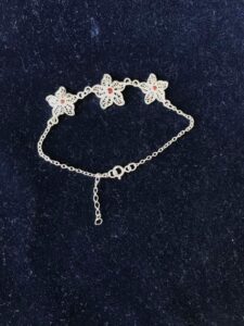 Silver filigree handmade bracelet with garnet 07