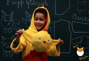 Bari Kendan chicken hoody-toy