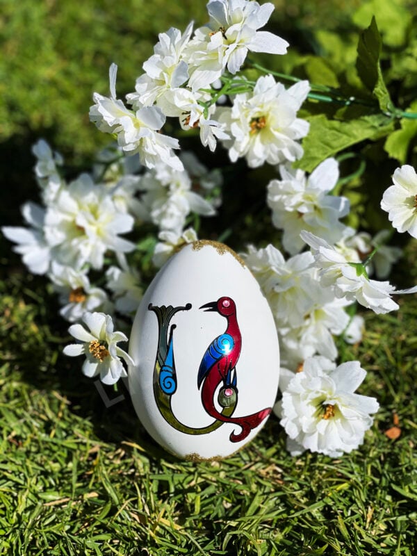 EASTER EGG WITH ARMENIAN BIRD LETTERS