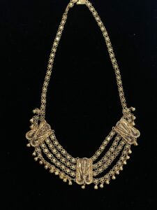 34 grams 21 K gold Necklace