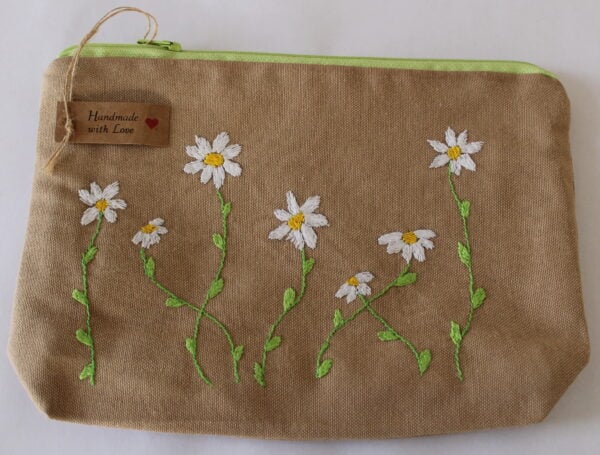 Makeup Bag Daisy fields