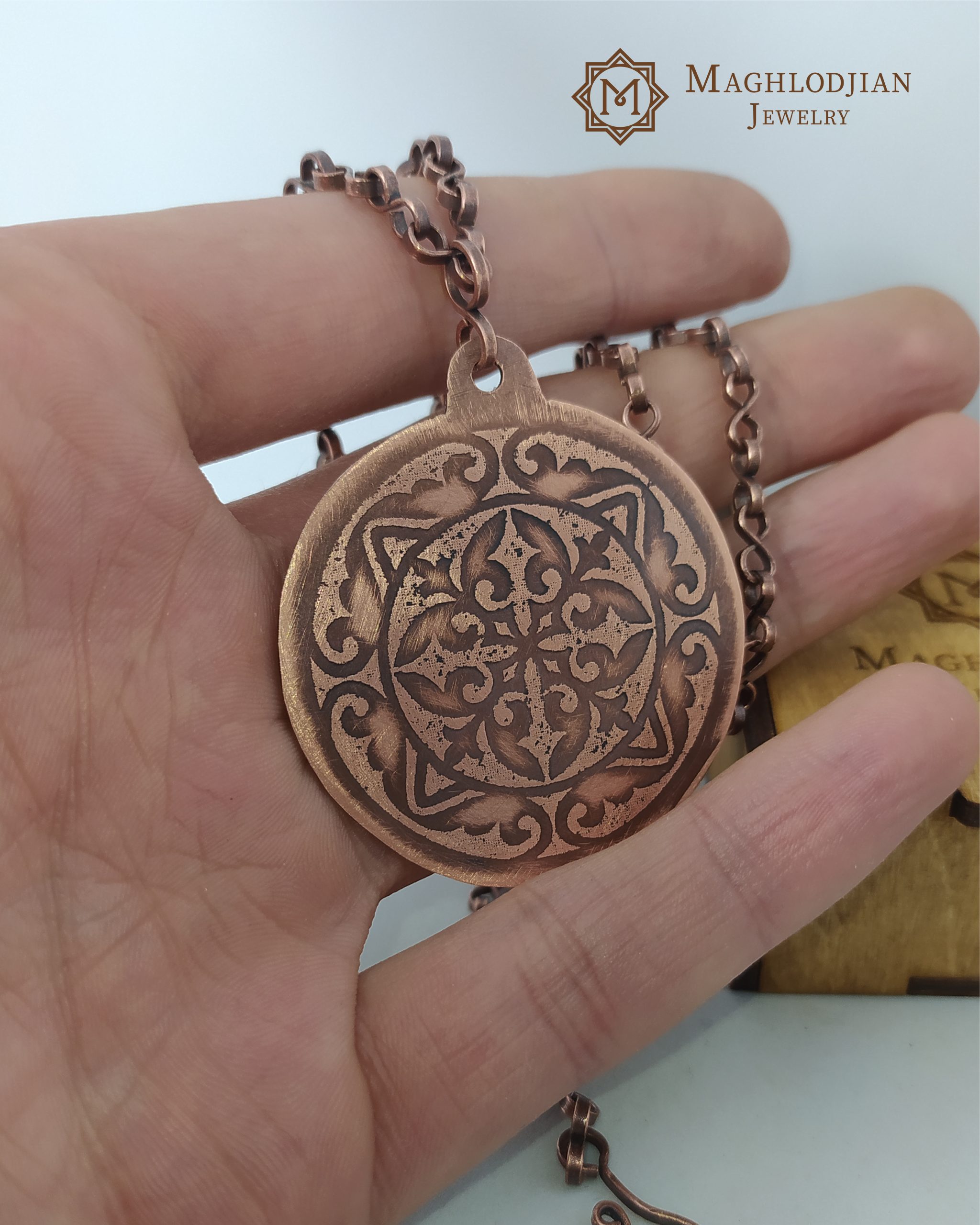Original pendant with beautiful ornaments