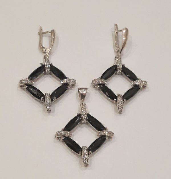 Onyx Silver Jewelry Set