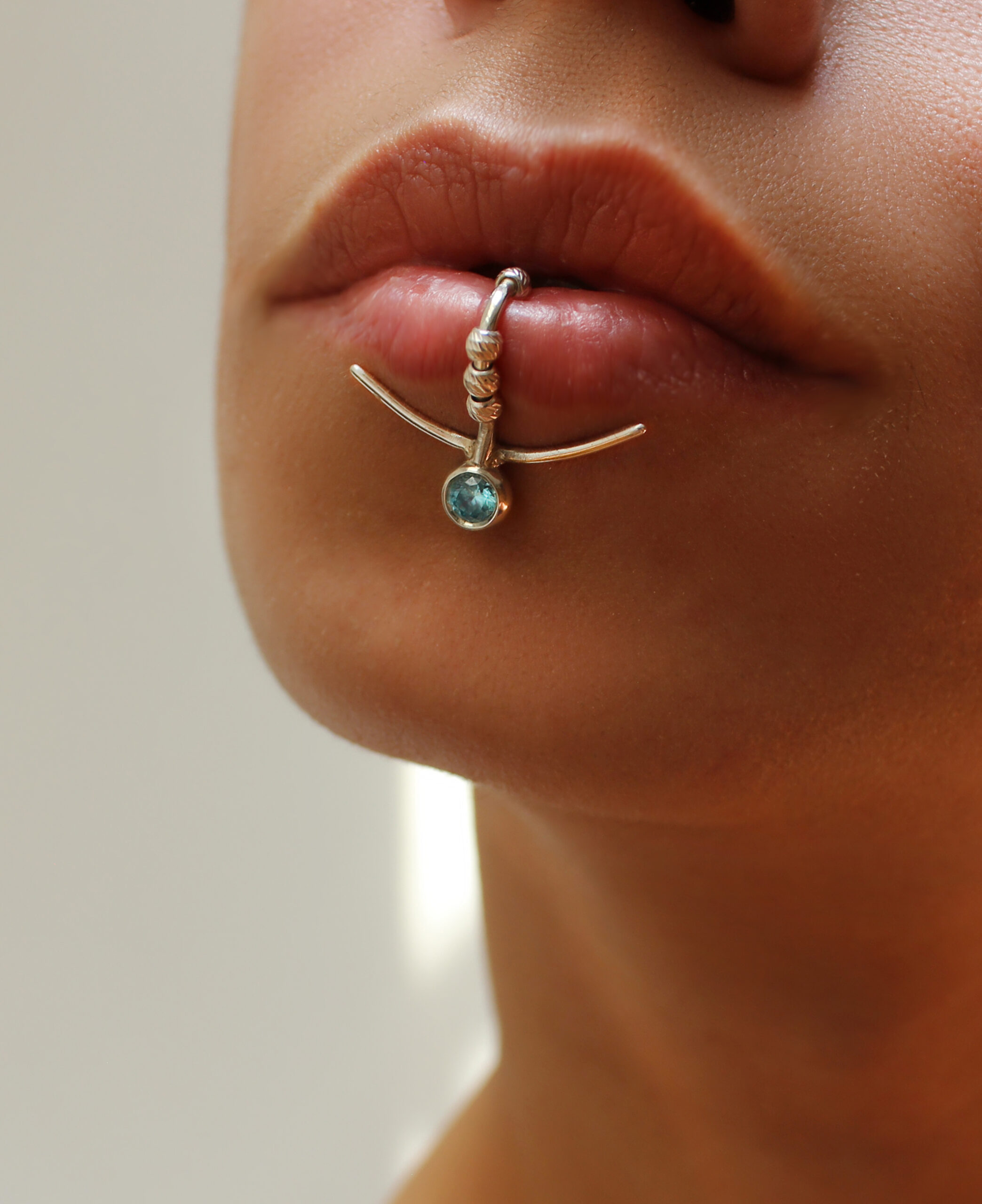 Shop Fake Lip Piercing with great discounts and prices online - Mar 2024 |  Lazada Philippines
