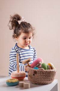 Handmade knitted basket for children’s bedroom / Ro’s Bear