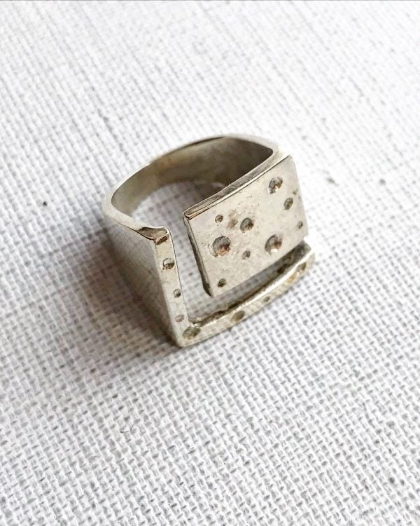 “Square” Ring