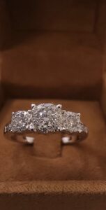 14 k white gold engagement diamond ring