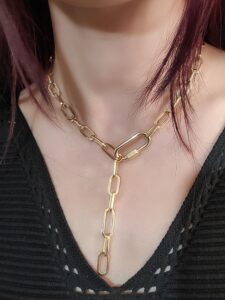 Yellow gold necklace 01