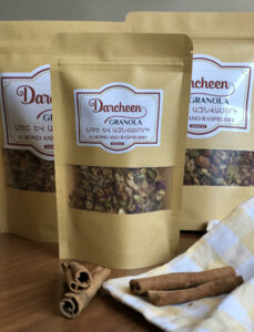 Darcheen Granola – Almond and Raspberry 110 grams