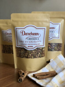Darcheen Granola – Almond and Raspberry 200 grams