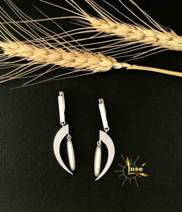 Nacre Silver Earrings