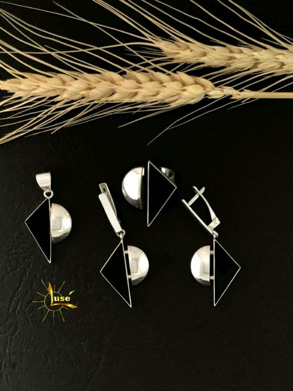 Onyx Silver Jewelry Set