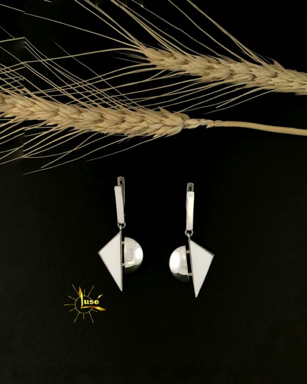 “White Nacre” Silver Earrings