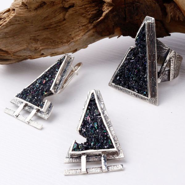 "Triangle" Carborundum Siver Jewelry Set