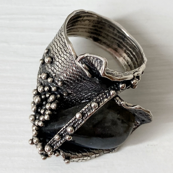 Unique Silver ring with labradorite Nature