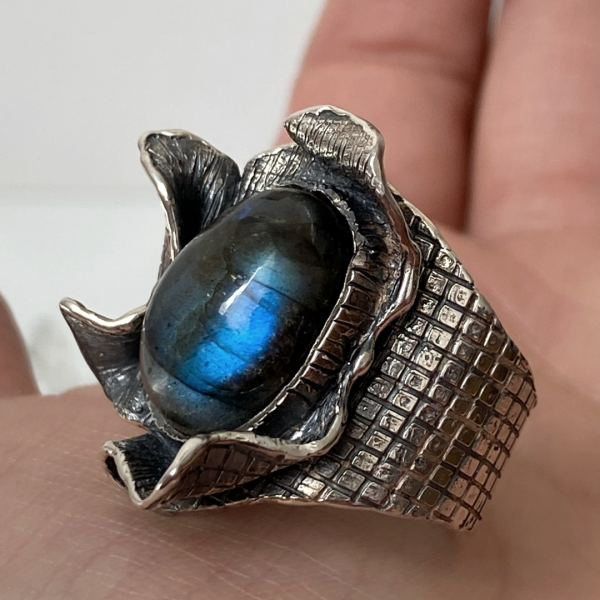 Silver Ring with labradorite