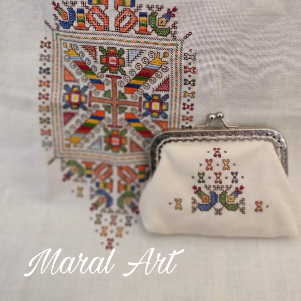 Svaz Embroidery Coin Purse