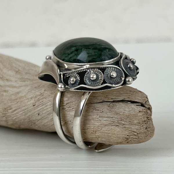 Sterling silver ring | natural agate | green ring