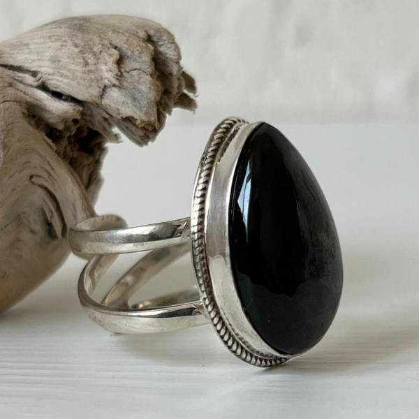 SIlver obsidian ring | handmade jewelry | by Shahinian studio