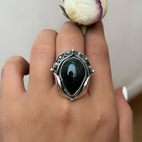 Sterling silver ring | natural agate | green ring