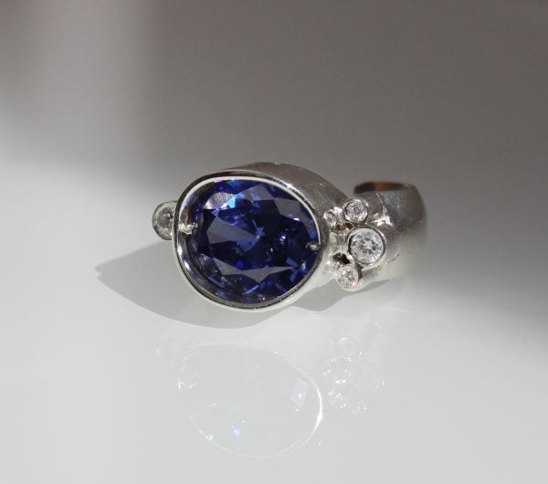 Blue Cocktail Ring “Sparkle”