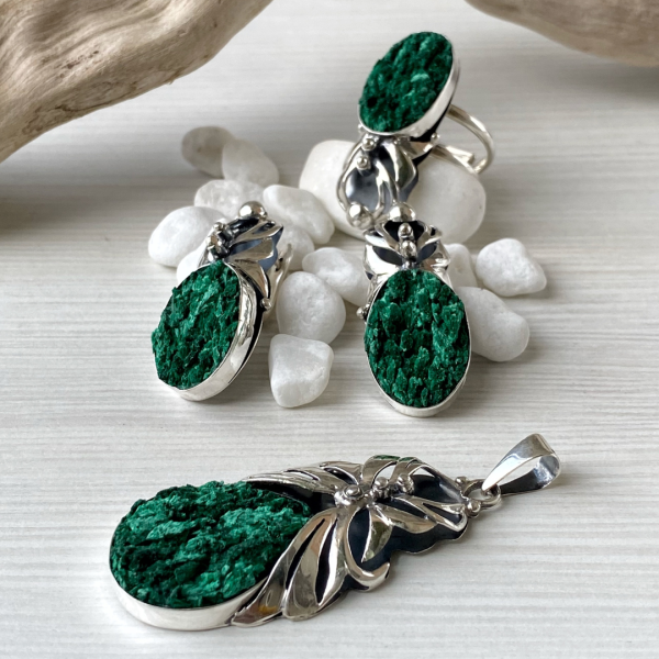 Sterling Silver Velvet Malachite Jewelry Set