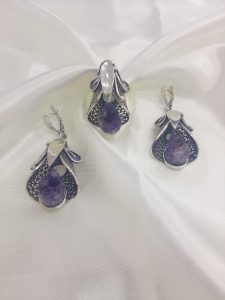 silver jewelry with natural amethyst