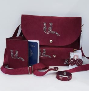 Maroon accessories set with Armenian birdletter A